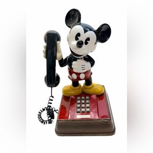 Disney Mickey Mouse Vintage Push Button Telephone Model TEIF 8000